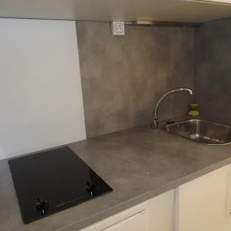 Appartement Location Le Grau D'agde, 2 Pieces, 4 Personnes 40 *